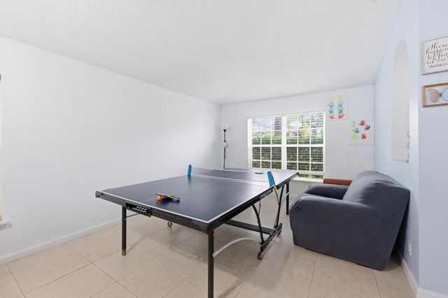 1724 Sawgrass Circle, Greenacres, FL 33413