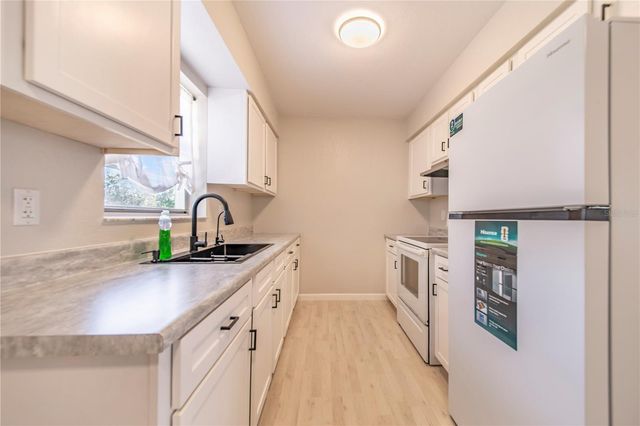 2112 EMBRY AVENUE, Haines City, FL 33844