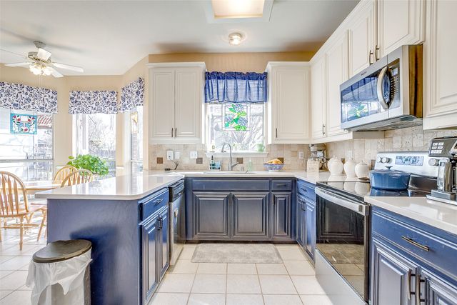 435 Arbor Lawn Drive, Burleson, TX 76028