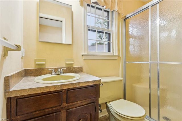 4724 Chalfont DR, Virginia Beach, VA 23464