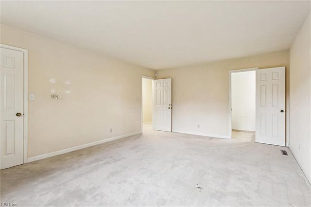 4724 Chalfont DR, Virginia Beach, VA 23464