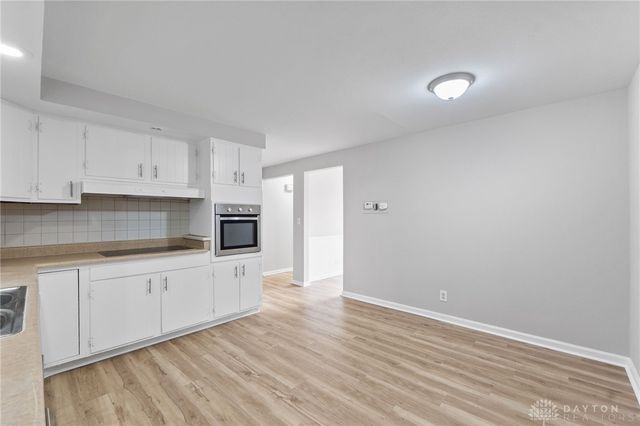 640 Hillcrest Drive, Fairborn, OH 45324