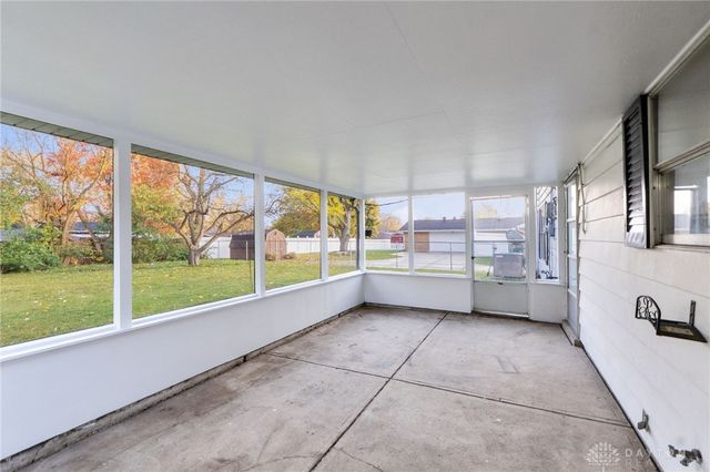 640 Hillcrest Drive, Fairborn, OH 45324