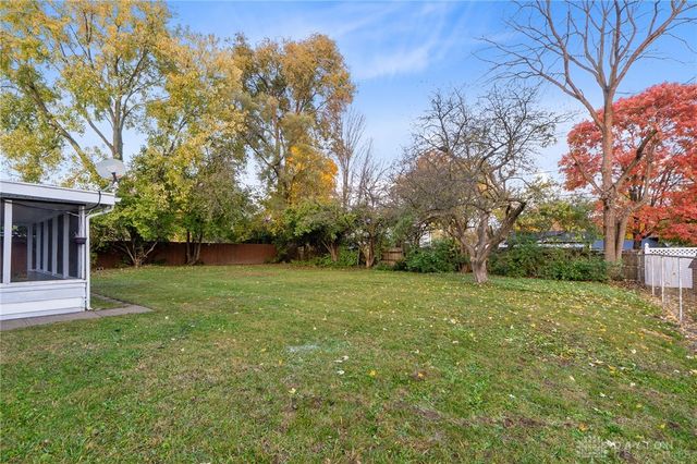 640 Hillcrest Drive, Fairborn, OH 45324