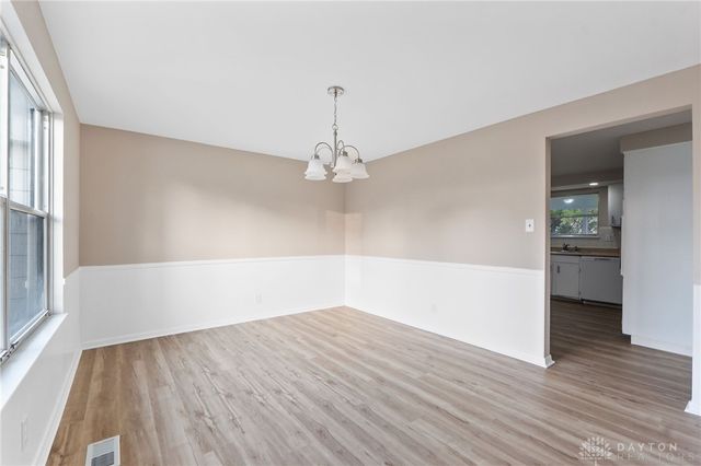 640 Hillcrest Drive, Fairborn, OH 45324