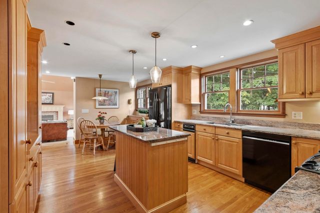 23 Hathaway Rd, Lexington, MA 02420