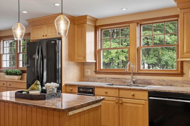 23 Hathaway Rd, Lexington, MA 02420