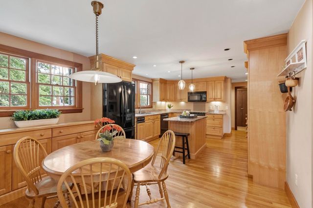 23 Hathaway Rd, Lexington, MA 02420