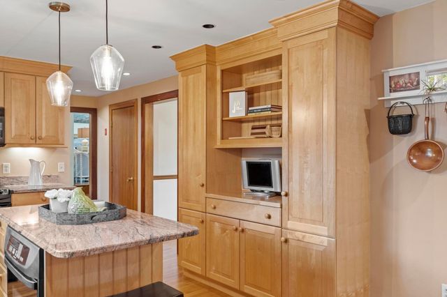 23 Hathaway Rd, Lexington, MA 02420