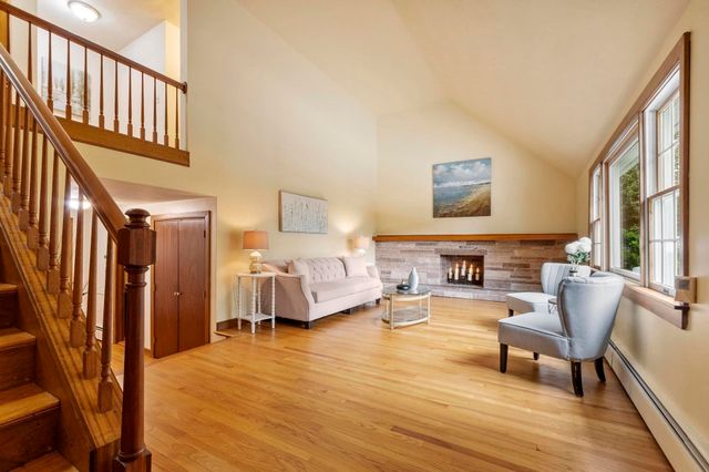 23 Hathaway Rd, Lexington, MA 02420
