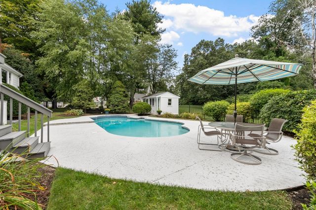 23 Hathaway Rd, Lexington, MA 02420