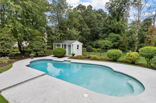 23 Hathaway Rd, Lexington, MA 02420
