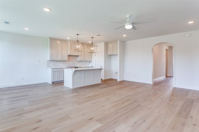 2712 Glasgow Way, Denton, TX 76207