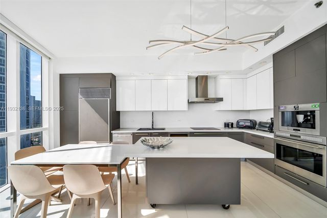 16001 Collins Ave 701, Sunny Isles Beach, FL 33160