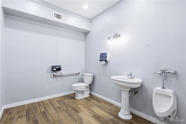 301 N Nebraska Avenue N, San Juan, TX 78589