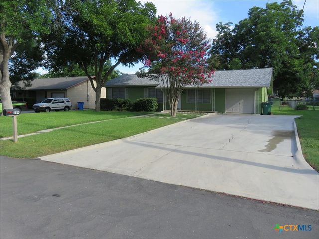 969 Kunkel Street, Seguin, TX 78155