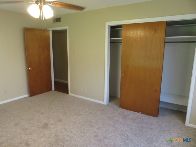 969 Kunkel Street, Seguin, TX 78155