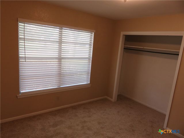 969 Kunkel Street, Seguin, TX 78155