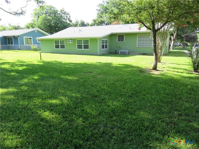 969 Kunkel Street, Seguin, TX 78155