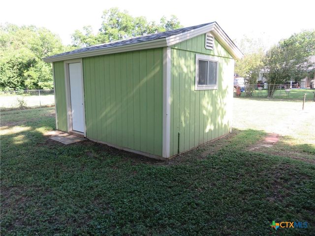 969 Kunkel Street, Seguin, TX 78155