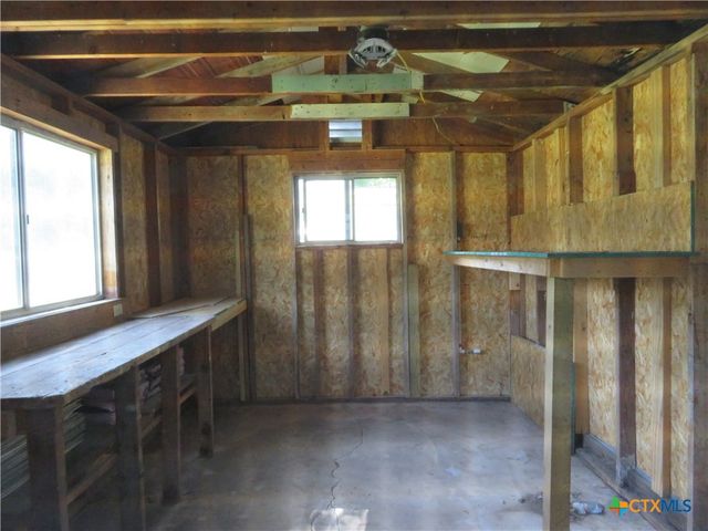969 Kunkel Street, Seguin, TX 78155