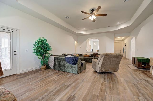 4435 Violet Street, Tuttle, OK 73089