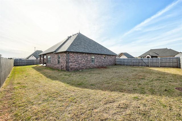 4435 Violet Street, Tuttle, OK 73089