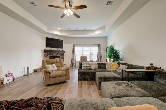 4435 Violet Street, Tuttle, OK 73089