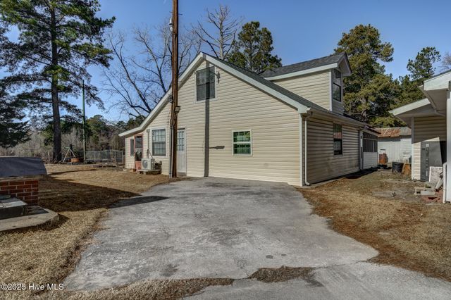 7100 Hunter Hill Road, Rocky Mount, NC 27804