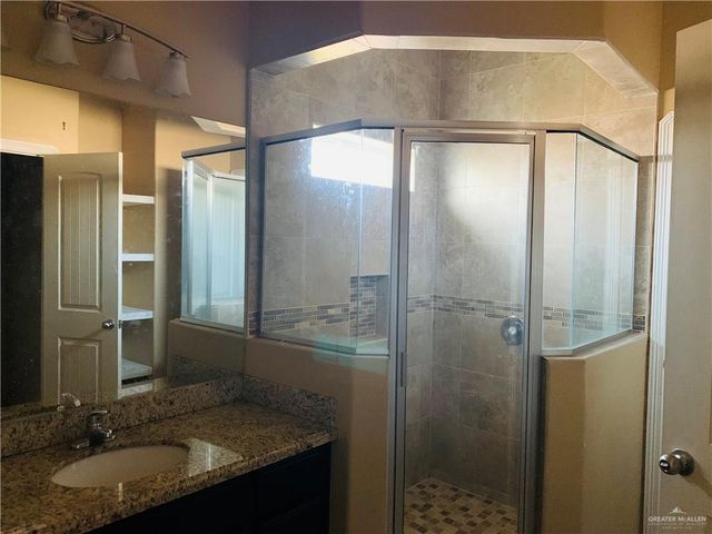 2709 E Franklin Avenue 4, Alton, TX 78573