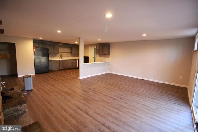 424 TRENTON RD, Browns Mills, NJ 08015