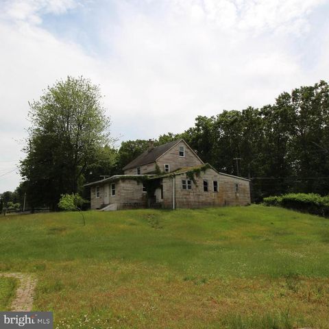 424 TRENTON RD, Browns Mills, NJ 08015