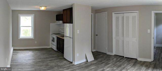 424 TRENTON RD, Browns Mills, NJ 08015