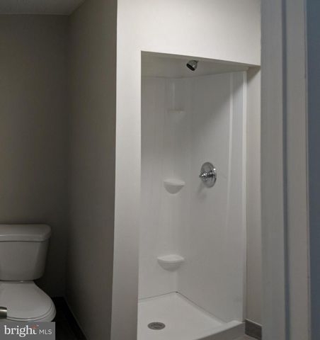 424 TRENTON RD, Browns Mills, NJ 08015