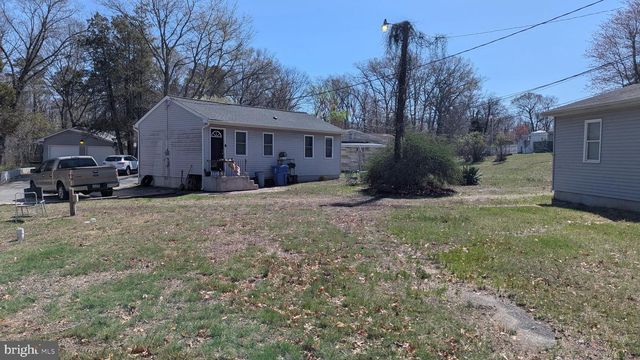 424 TRENTON RD, Browns Mills, NJ 08015