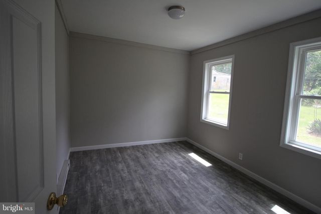 424 TRENTON RD, Browns Mills, NJ 08015