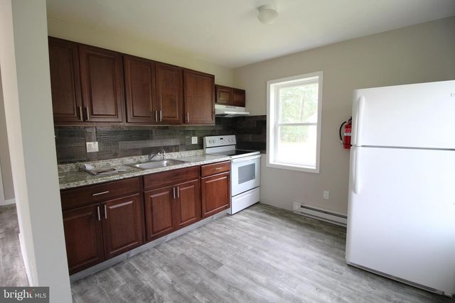 424 TRENTON RD, Browns Mills, NJ 08015