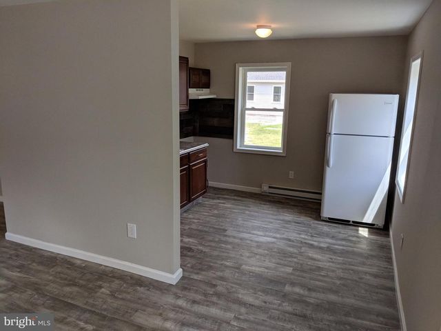 424 TRENTON RD, Browns Mills, NJ 08015