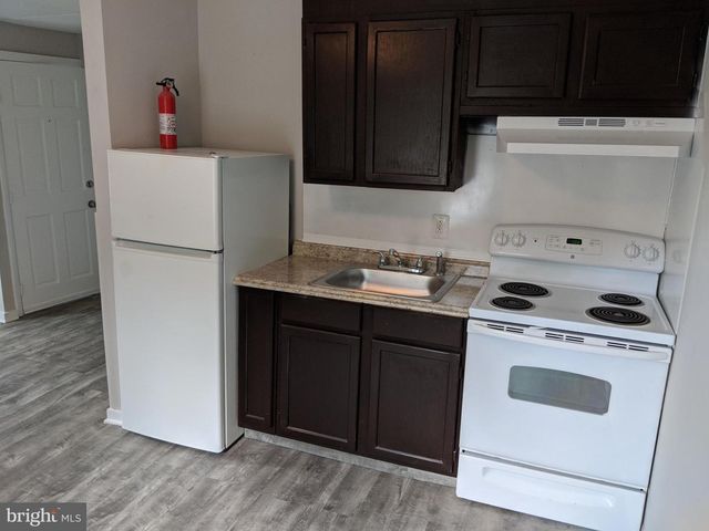 424 TRENTON RD, Browns Mills, NJ 08015