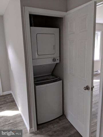 424 TRENTON RD, Browns Mills, NJ 08015