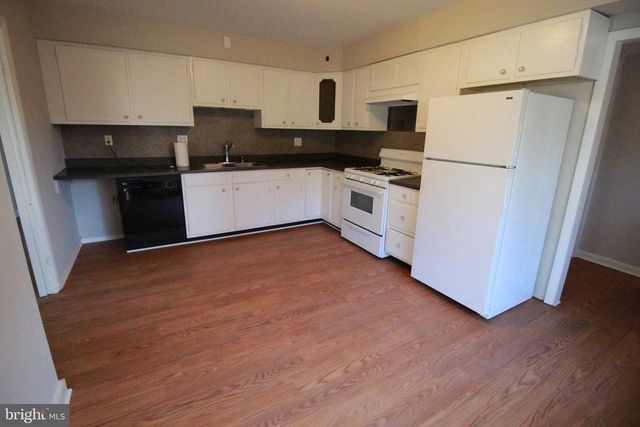 424 TRENTON RD, Browns Mills, NJ 08015