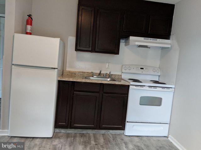 424 TRENTON RD, Browns Mills, NJ 08015