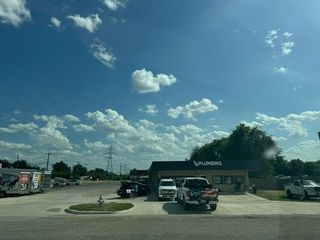 8331 Camp Bowie West Boulevard, Fort Worth, TX 76116