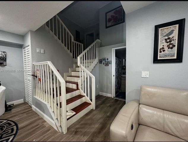 20934 SW 84th Ave, Cutler Bay, FL 33189