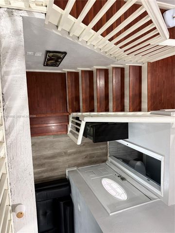 20934 SW 84th Ave, Cutler Bay, FL 33189