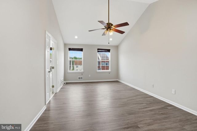 21 MOHAWK TRL, Burlington, NJ 08016