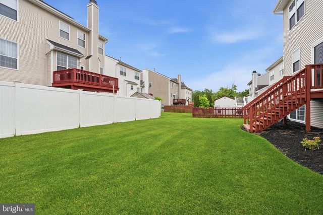 21 MOHAWK TRL, Burlington, NJ 08016
