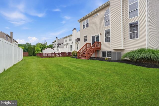 21 MOHAWK TRL, Burlington, NJ 08016