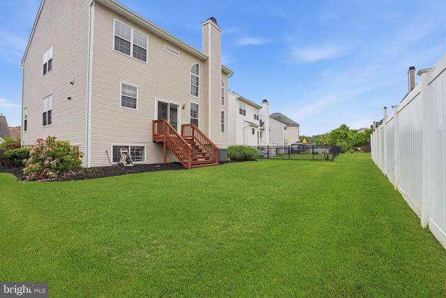 21 MOHAWK TRL, Burlington, NJ 08016