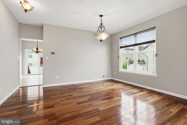 21 MOHAWK TRL, Burlington, NJ 08016